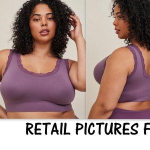 NEW! TORRID SEAMLESS BRALETTE SIZE 4